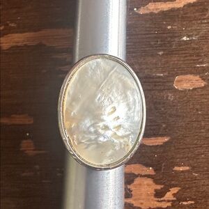 Sz 8 Adjustable MOP Deadstock Artisan Made Silver Tone Ring Unmarked